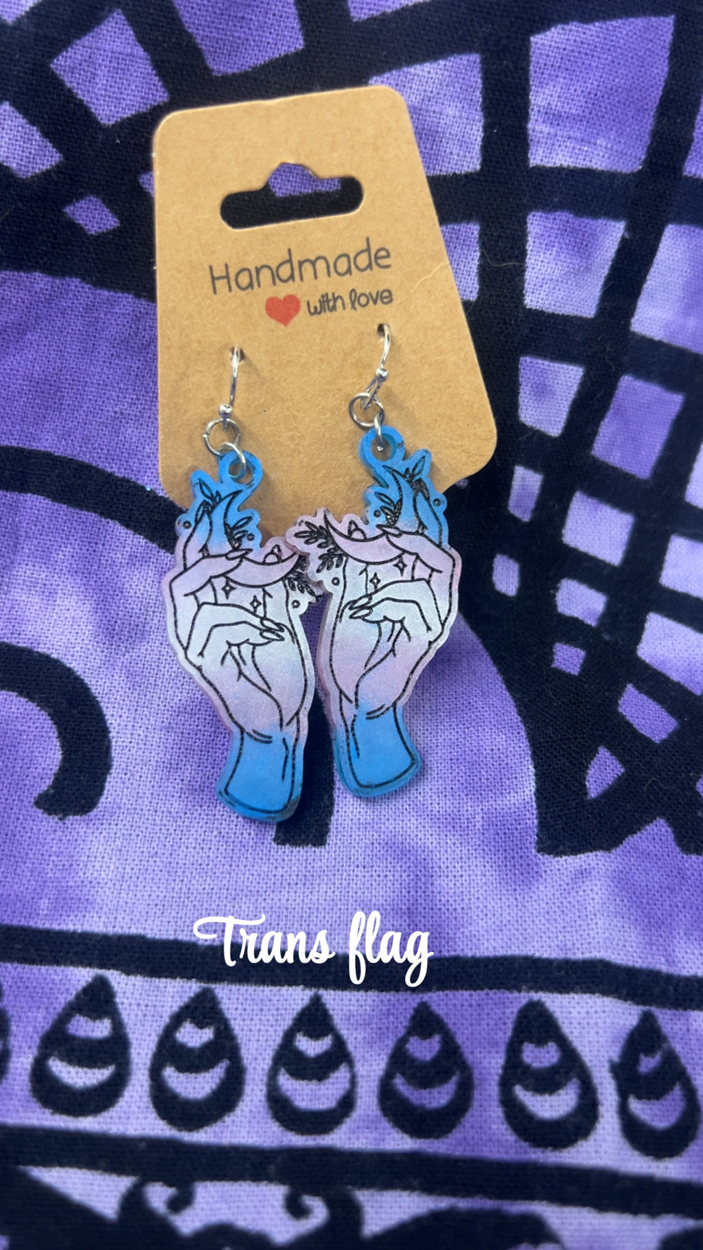 Hand earrings